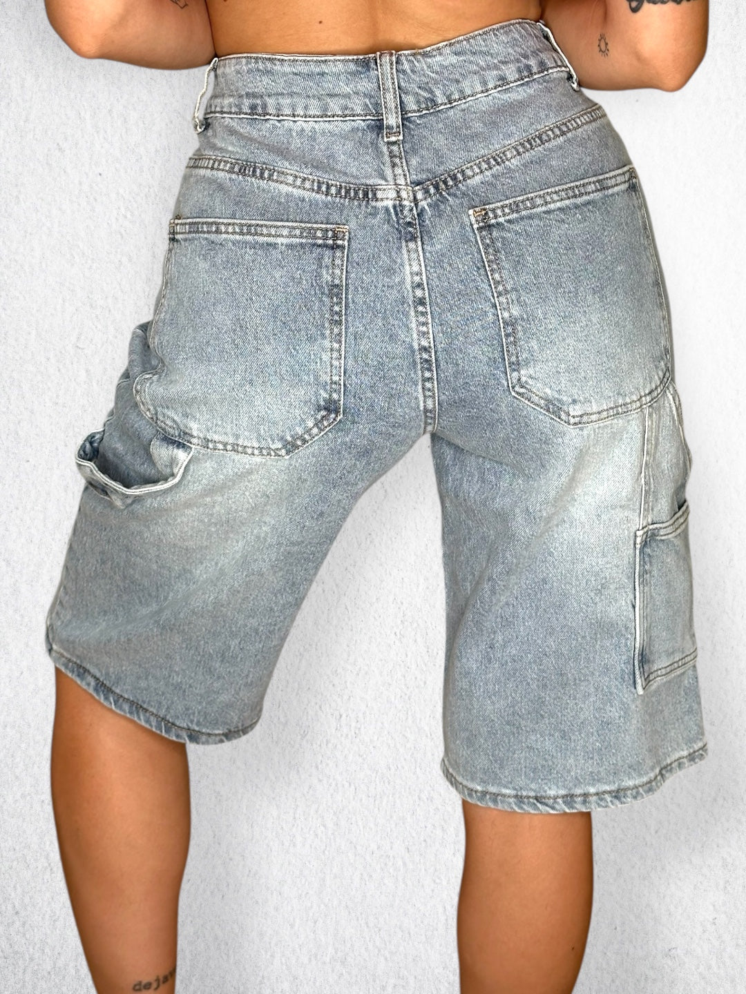 Shorts Pluto